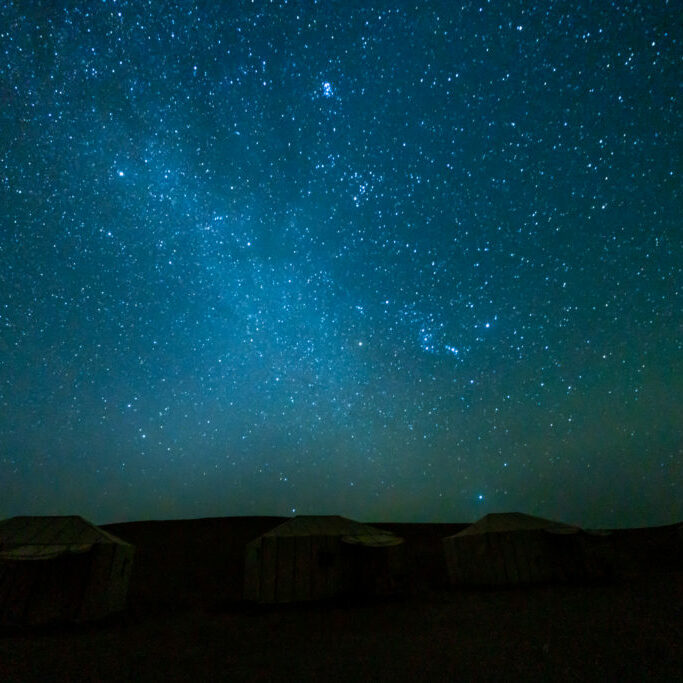 IFT Reisebuero Eppendorf Kreuzfahrten Queen Mary 2 Nachthimmel über dem Atlantik